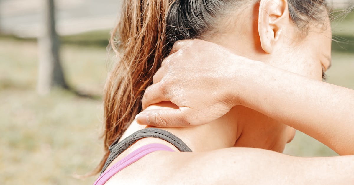 discover effective solutions for neck and shoulder pain relief. our comprehensive guide offers tips, exercises, and remedies to alleviate discomfort and improve mobility, helping you regain your daily activities without pain.