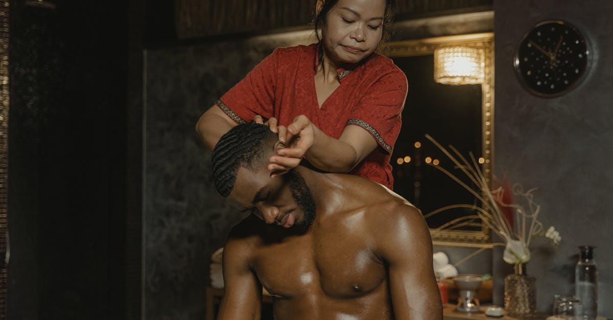 experience deep relaxation with our rejuvenating head massage. release tension, reduce stress, and stimulate hair growth while indulging in a soothing journey that revitalizes your mind and body.