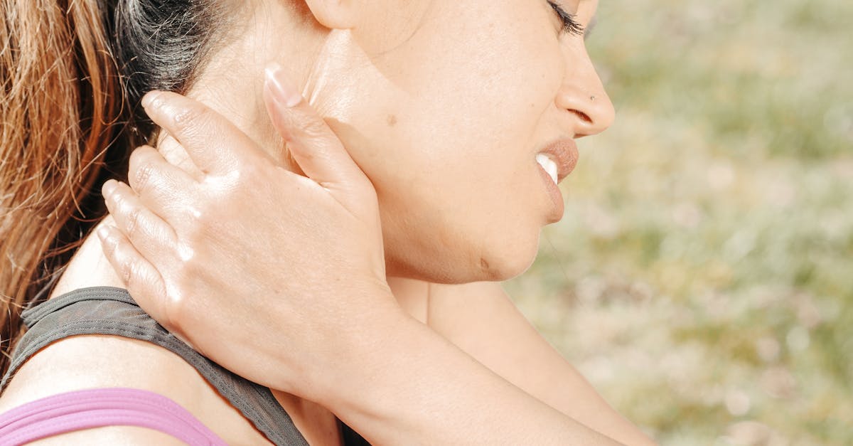 discover effective solutions for neck pain relief. our comprehensive guide covers causes, treatments, and prevention strategies to help you regain comfort and mobility.