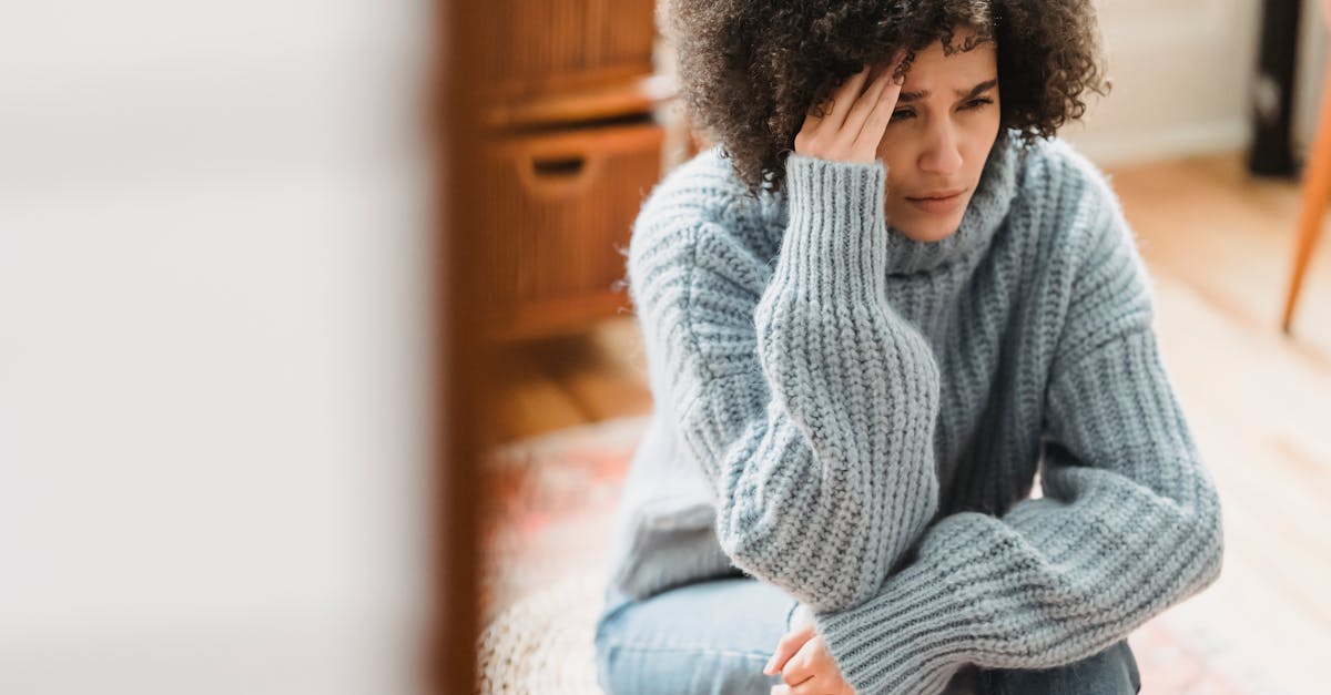 discover effective strategies and tips for managing migraines, including triggers, symptoms, and treatment options to improve your quality of life and find relief from debilitating headaches.