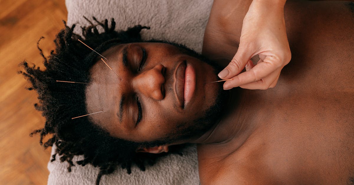 discover the healing power of acupressure, a natural therapy that stimulates specific points on the body to alleviate pain, reduce stress, and promote overall wellness. explore techniques, benefits, and practical applications for enhancing your health.