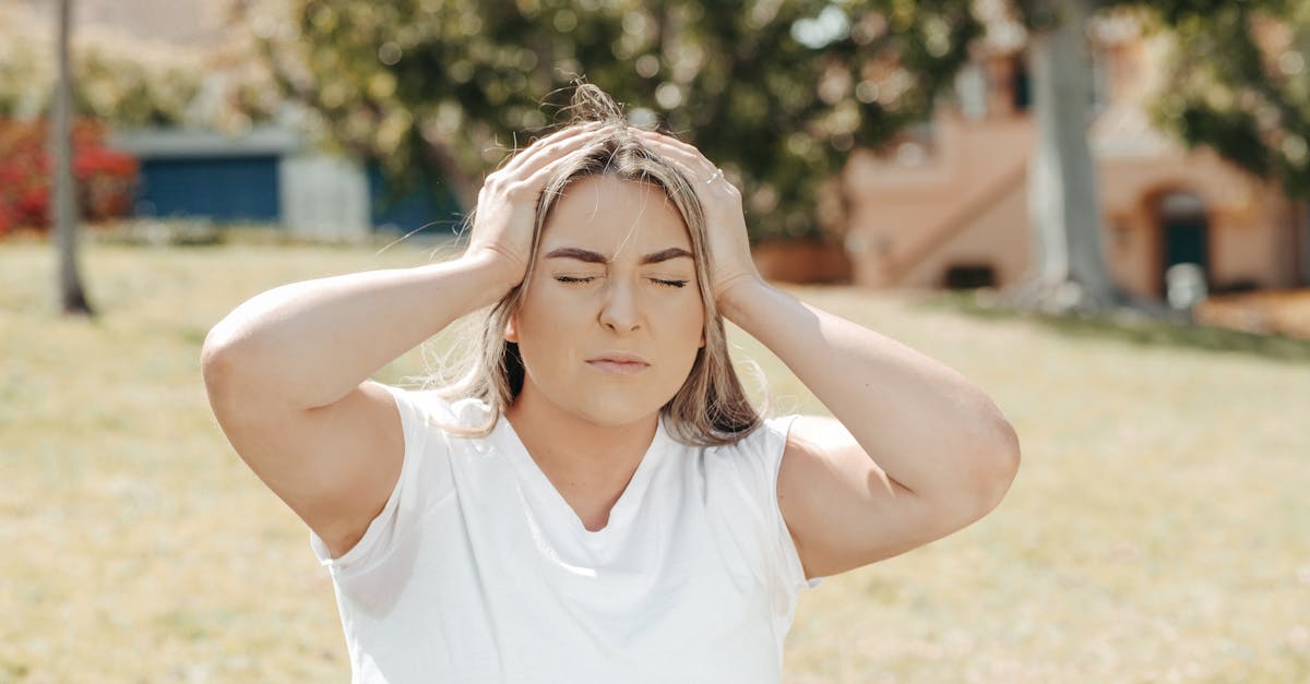 découvrez des stratégies efficaces pour gérer et soulager les migraines. découvrez les déclencheurs, les symptômes et les options de traitement qui peuvent vous aider à reprendre le contrôle de votre vie.