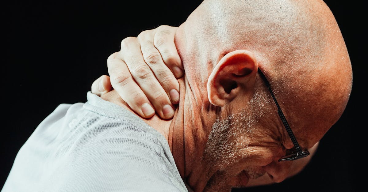 discover effective relief strategies and treatment options for shoulder pain. understand the causes, symptoms, and best practices to regain mobility and enhance your quality of life.