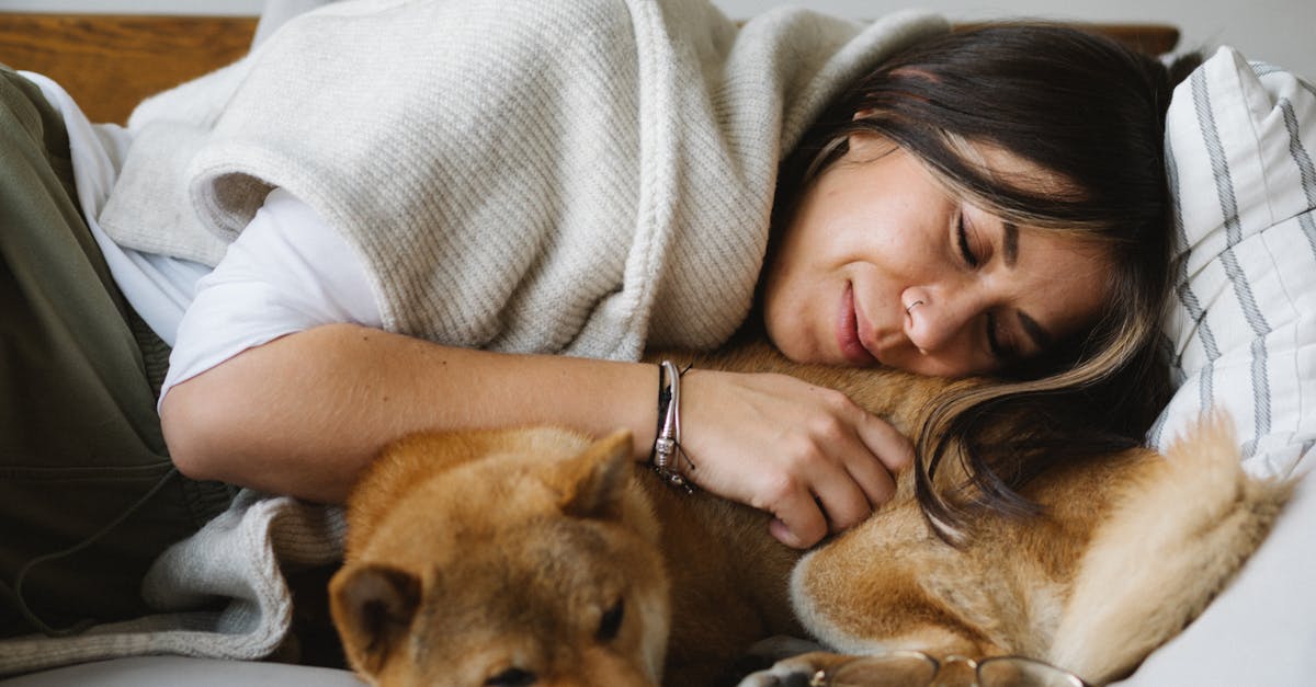 discover the best sleep positions for a restful night. learn how different sleeping postures can affect your health, comfort, and overall well-being. find tips for improving your sleep quality and maximizing your relaxation.