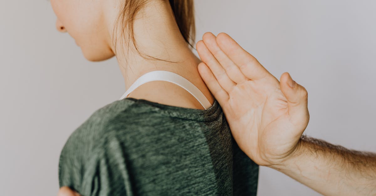 discover effective strategies and treatments for thoracic spine pain. learn about common causes, symptoms, and expert recommendations to alleviate discomfort and improve your spinal health.