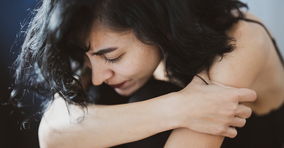 Découvrez des stratégies efficaces pour gérer et soulager les douleurs dorsales. Découvrez les causes, les options de traitement et les mesures préventives pour améliorer la santé de votre dos et votre qualité de vie.