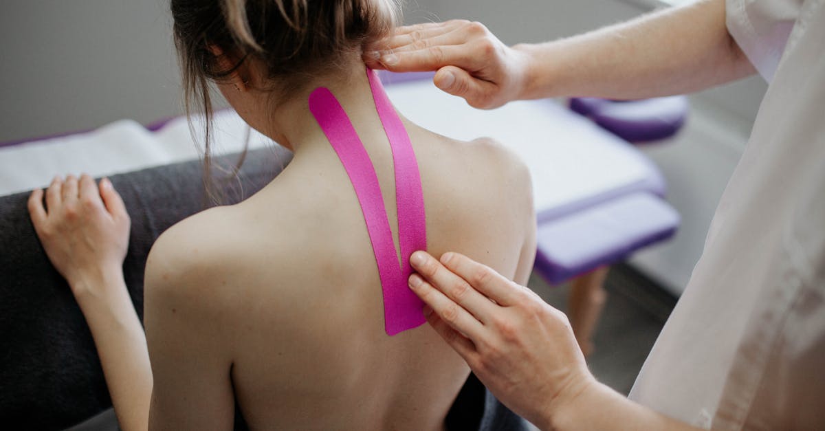 discover effective strategies and tips for managing neck pain. learn about the causes, symptoms, and treatment options to relieve discomfort and improve your quality of life.