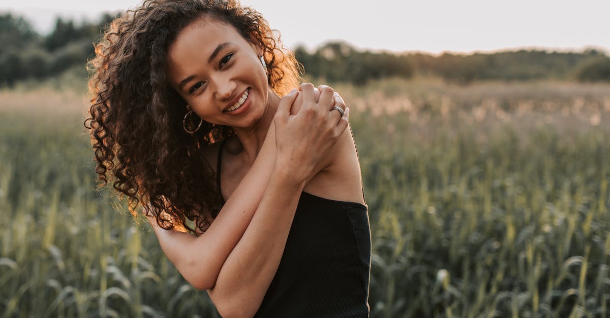 Pausas de movimiento consciente: pequeños pasos de Pulse Align hacia una postura más saludable 4 Pausas de movimiento consciente: pequeños pasos de Pulse Align hacia una postura más saludable