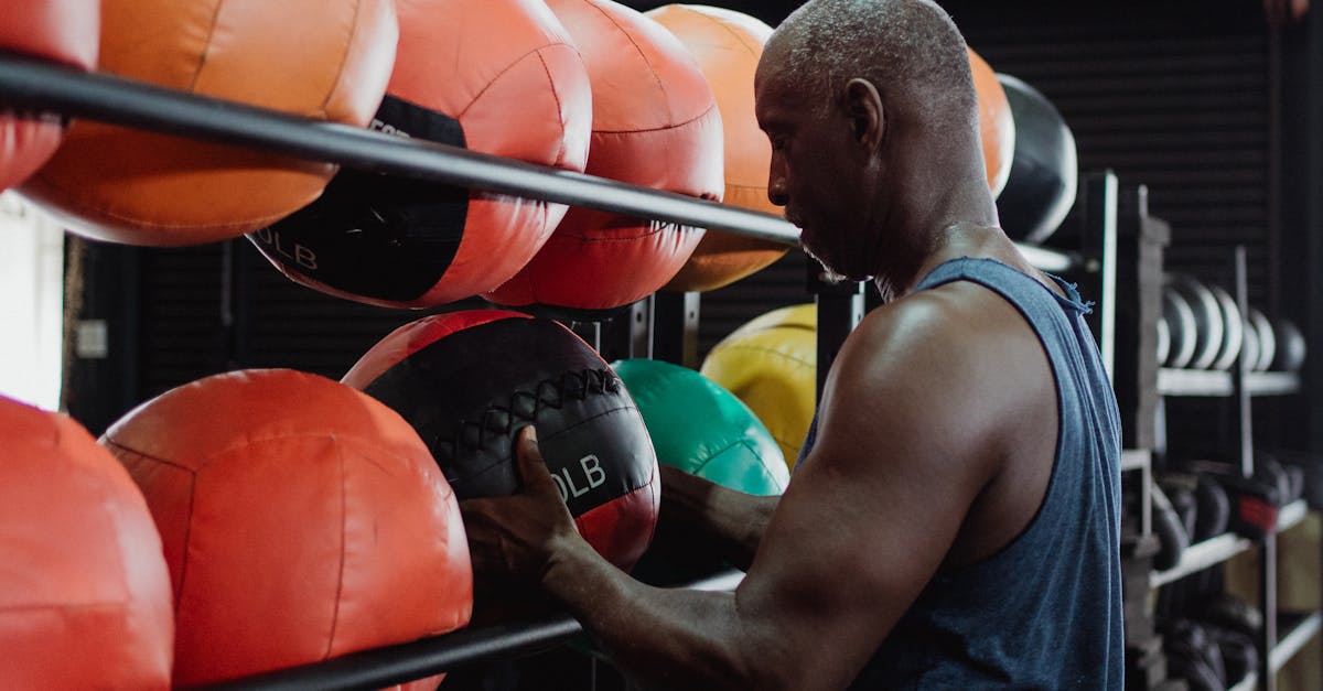 Learn Proper Lifting Techniques to Reduce Strain: A Pulse Align Overview 2 discover effective lifting techniques to enhance your strength training routine. learn proper form, safety tips, and expert advice to maximize your performance and achieve your fitness goals.